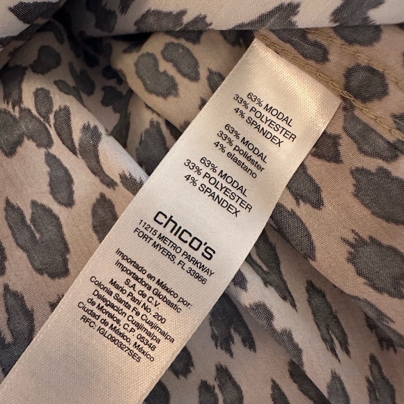 Chicos Chetah Animal Print Long Sleeved Buttondown Blouse Size 3 (XL) - Picture 6 of 6